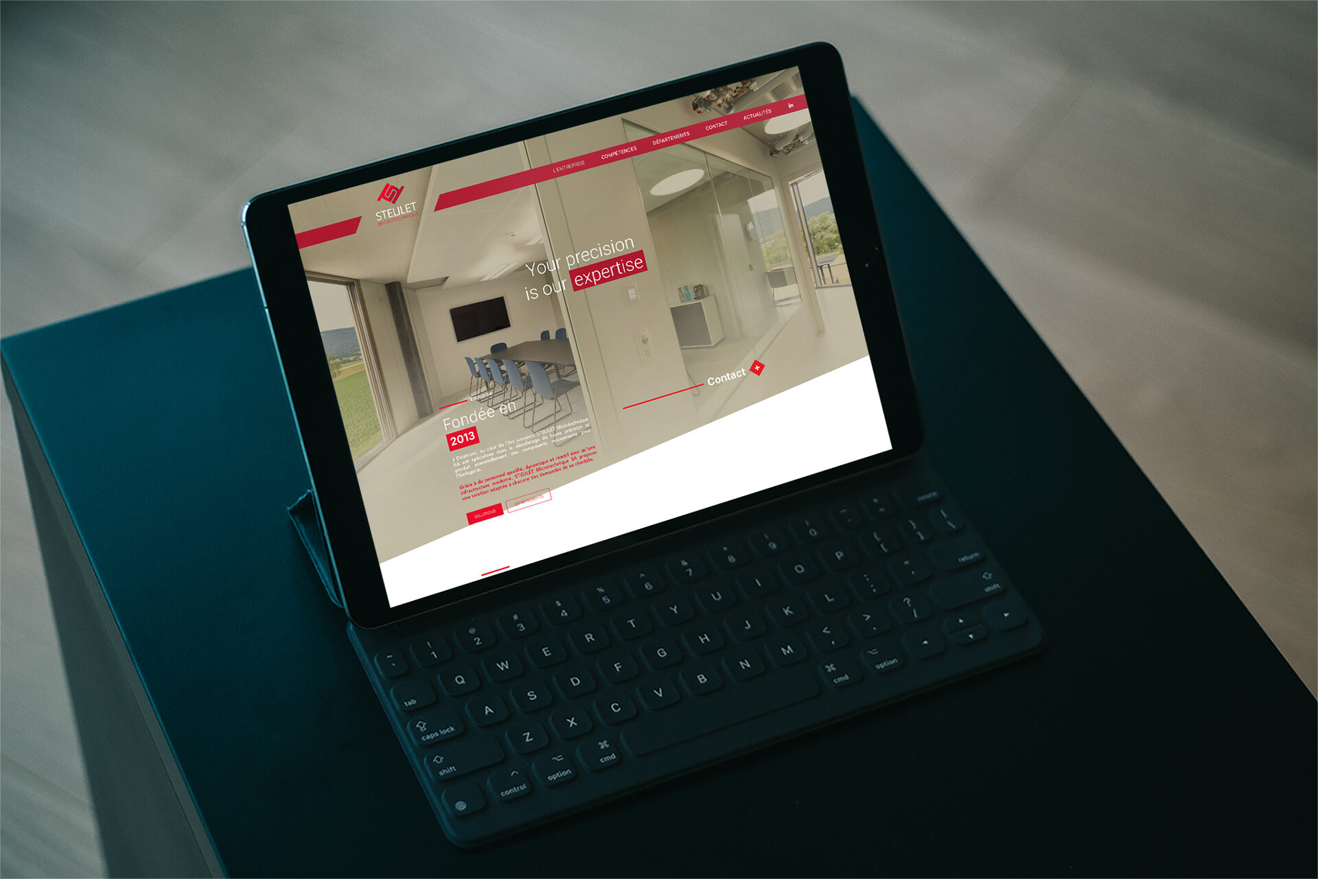 Steulet Ipad Pro Mockup